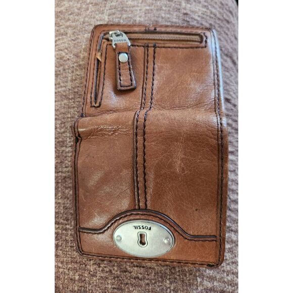Fossil Wallet Brown Color Folding Leather Men or Women - Picture 6 of 12